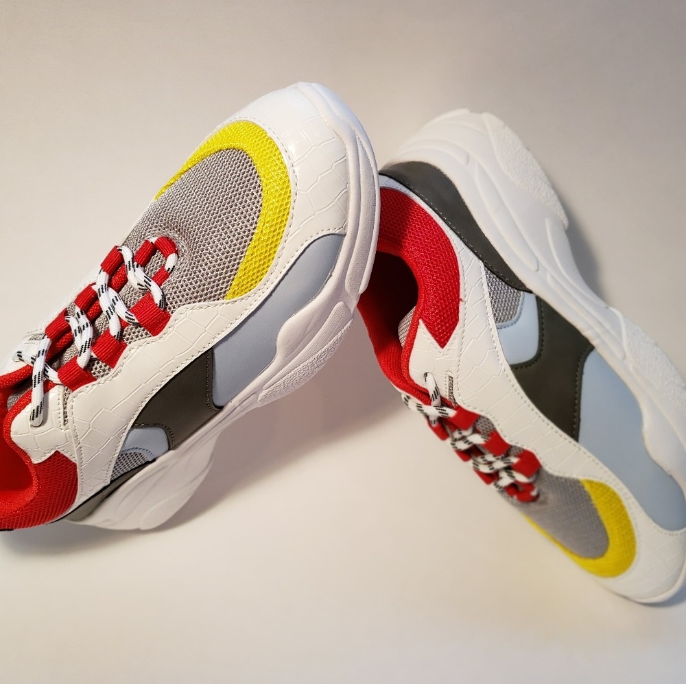 👟👟Chunky Sole Sneaker👟👟